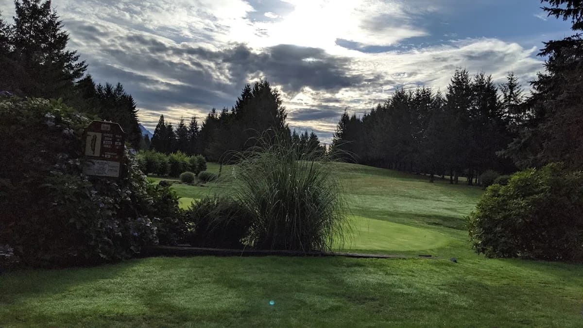 Blue Boy West Golf Course & Event Center