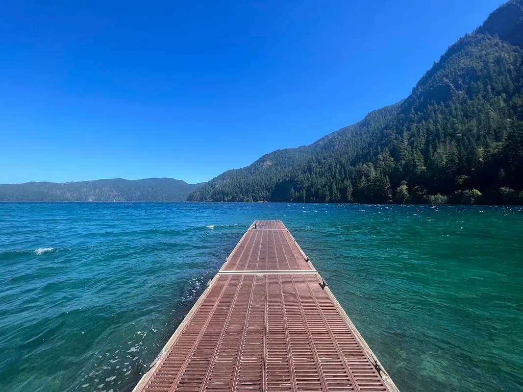 Crescent Lake photo 3