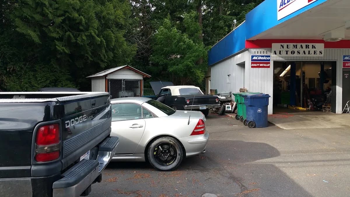 Numark Automotive