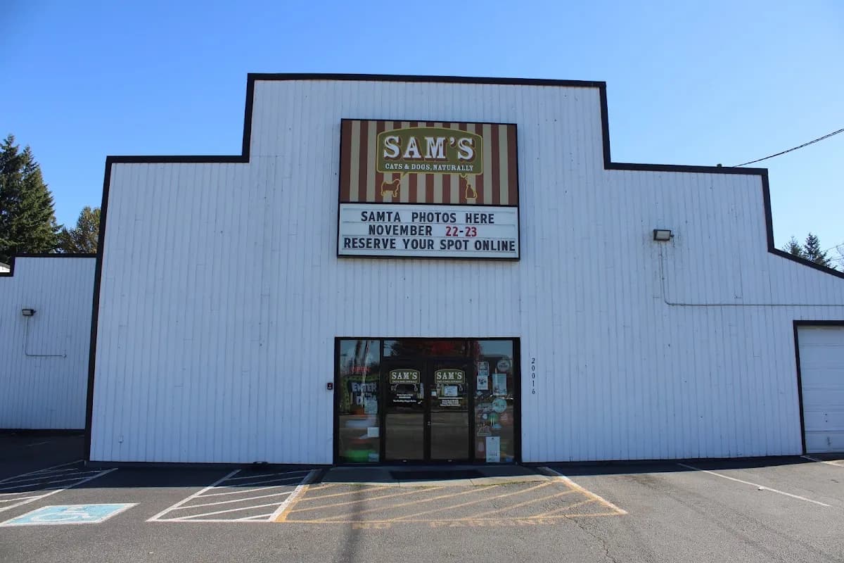 Sam's Cats & Dogs | Monroe's Premier Pet Food and Supply Store