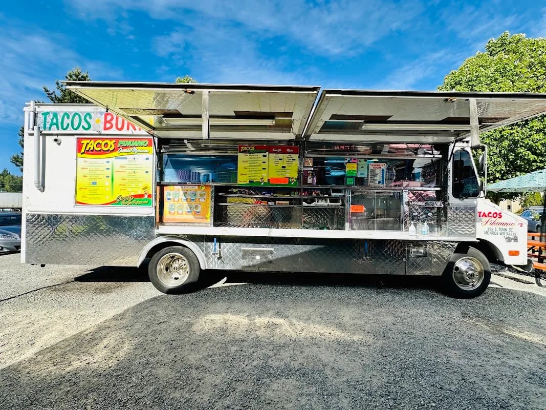 Tacos Pihuamo taco truck photo 3